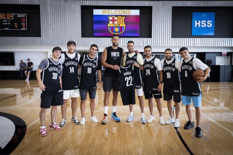 英博官方：现针对部分三层看台开启二轮售票，今日19：00开票（英博官方宣布：部分三层看台二轮售票将于今日19：00开启）