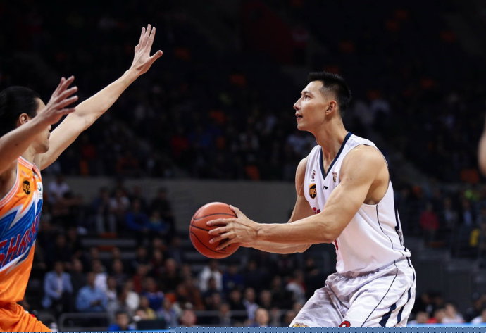 尼克斯主场开局12胜1负，创球队近33年最佳开局（尼克斯主场12胜1负，刷新队史33年来最佳开局）