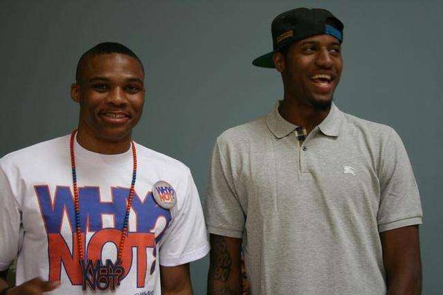 威少本赛季4次三双，次数仅次于约基奇和吉迪（威少本季收获4次三双，仅次于约基奇与吉迪）