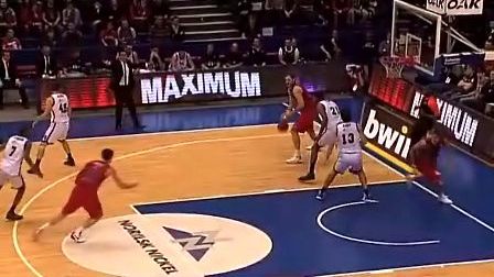 记者：马奎尔、德利赫特、谢什科缺席今日曼联训练（记者称马奎尔、德利赫特、谢什科未出席曼联今日训练）