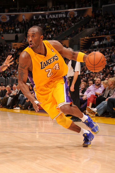 渐入佳境，安迪-迪乌夫首次代表国米首发斩获处子球（安迪-迪乌夫首次为国米首发即破门，状态渐入佳境）