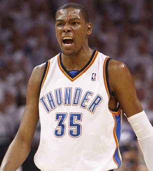 联赛赛程密集 引发体能担忧（赛程紧凑引发体能隐忧）